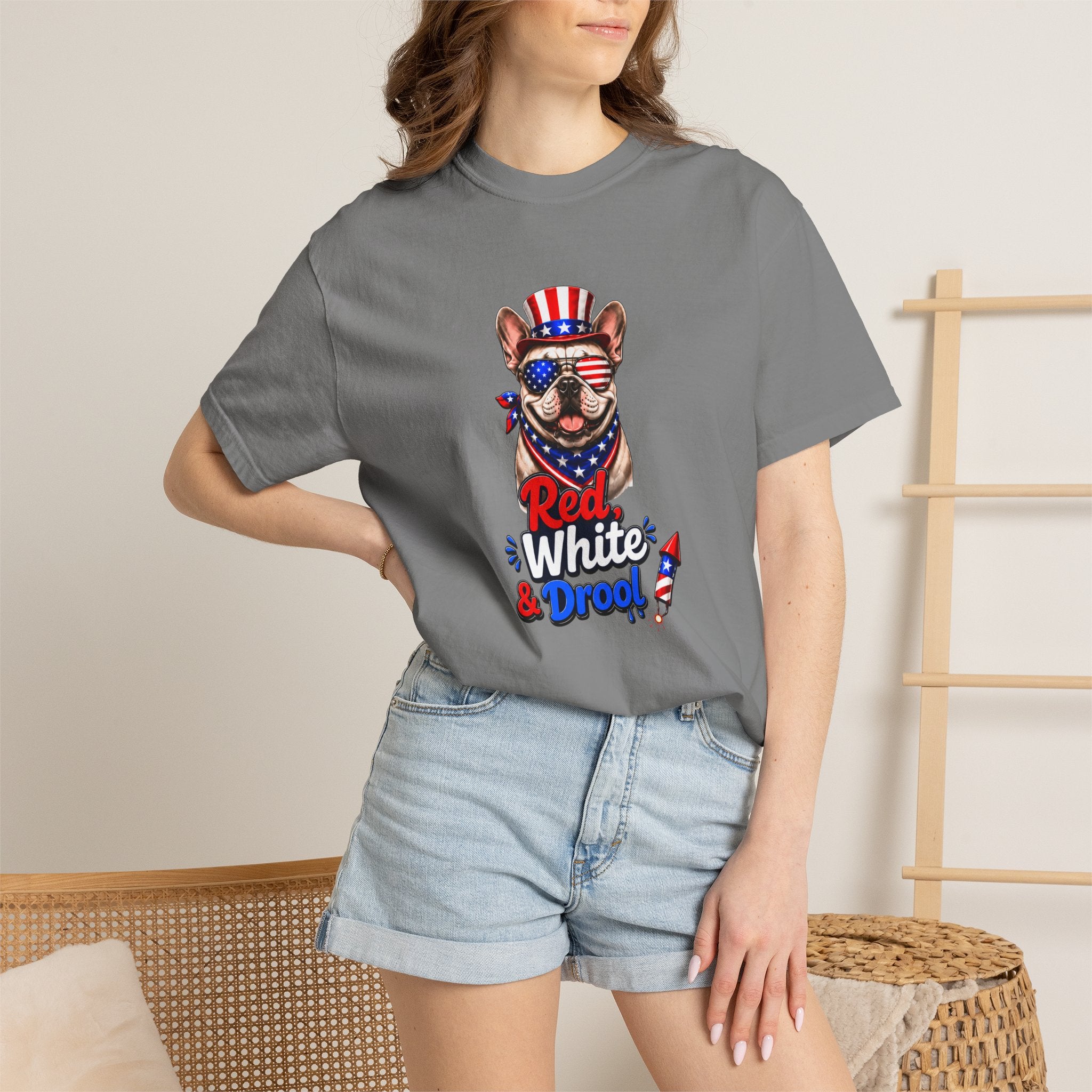 Party Like Its 1776 Bulldog T-Shirt | Patriotic Garment-Dyed Tee (French)