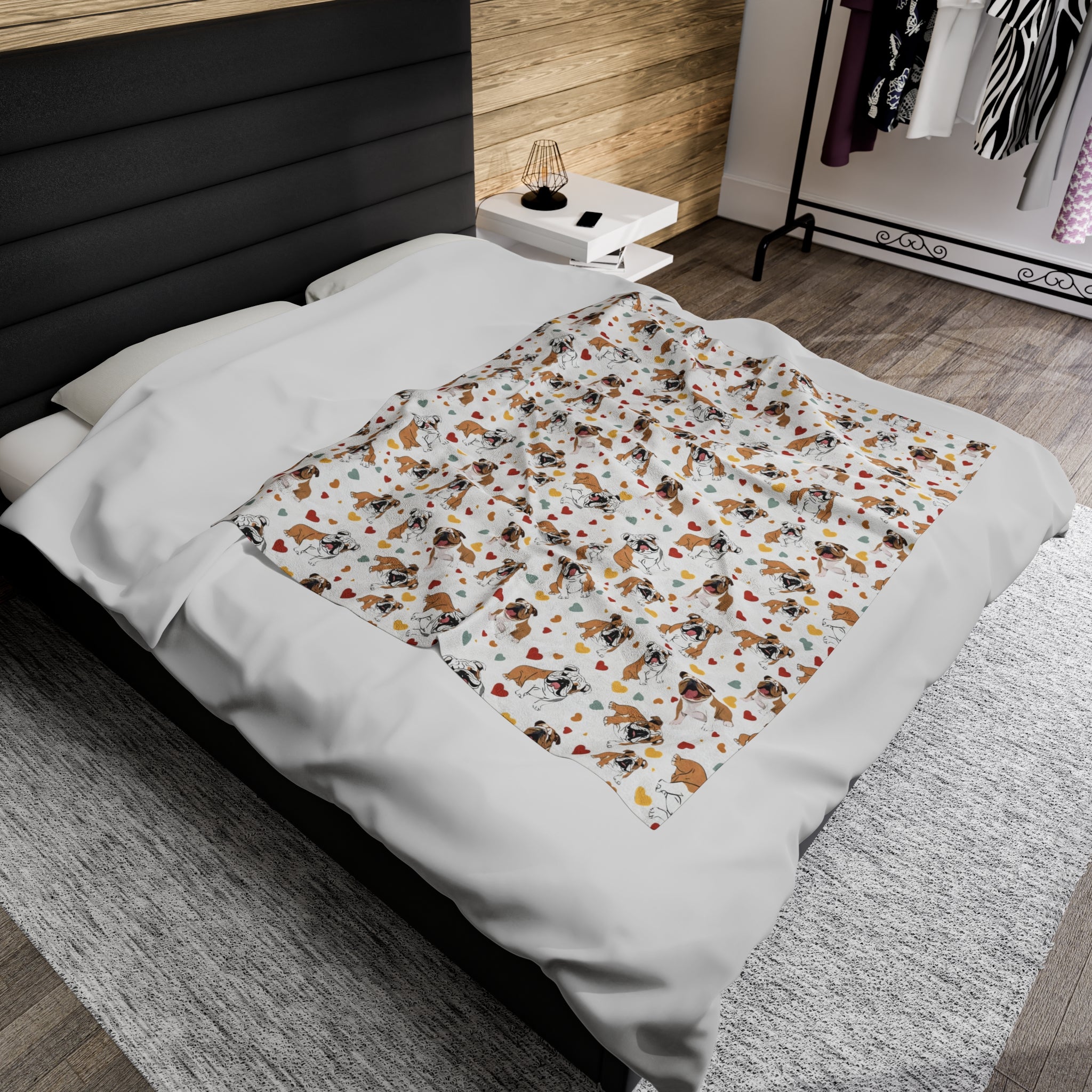 Bulldog Cuddle Haven: All-Over-Print Velveteen Blanket (English)