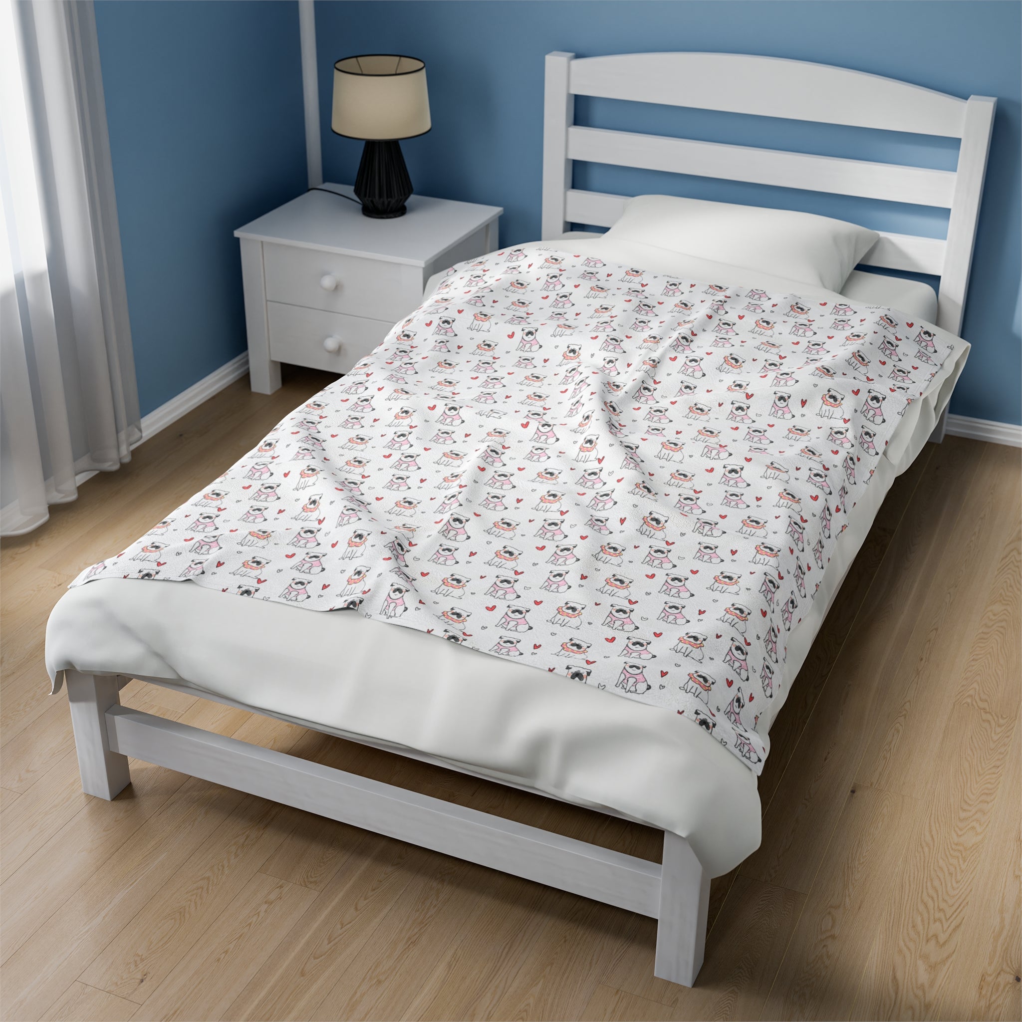 Bulldog Cuddle Haven: All-Over-Print Velveteen Blanket (English)