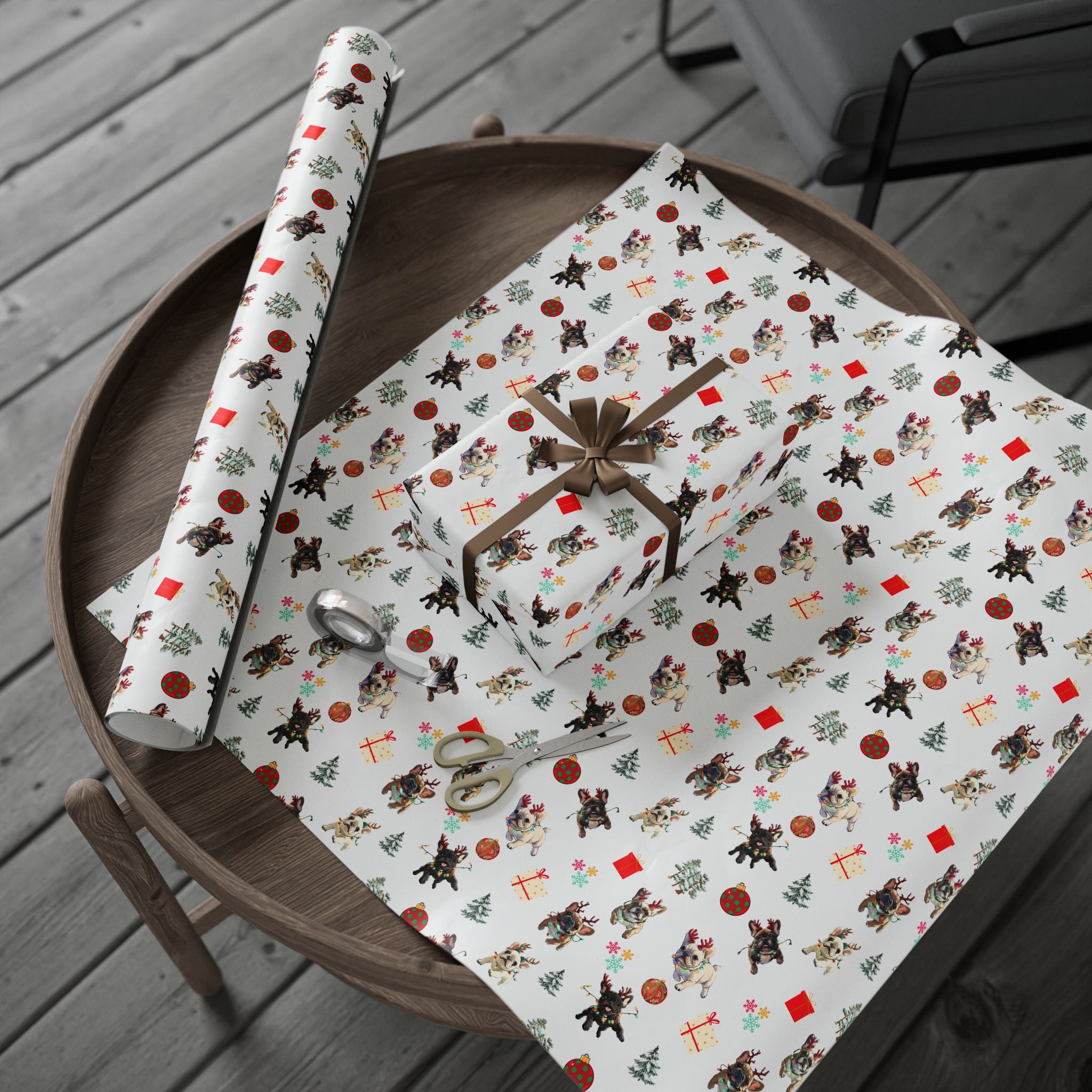 "Santa’s Tipsy Crew" Christmas Wrapping Paper (French)